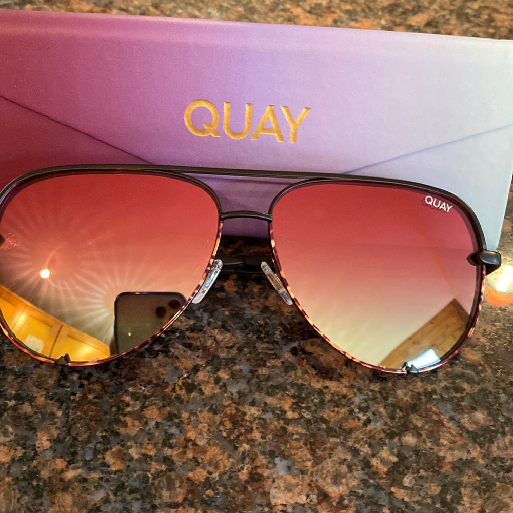 Brand new aviators by Quay